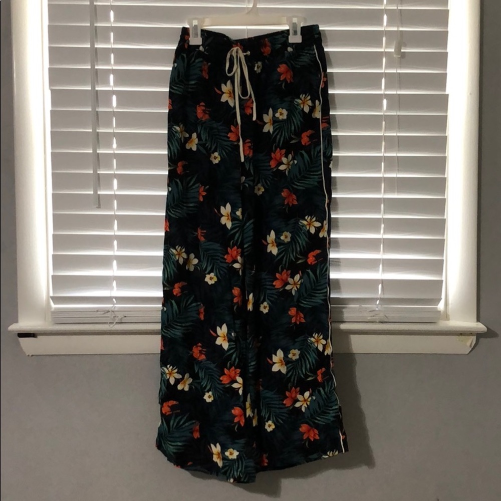 Flowy pants